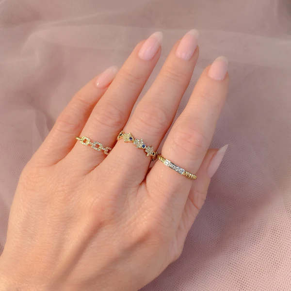 14K Gold Diamond Link Ring
