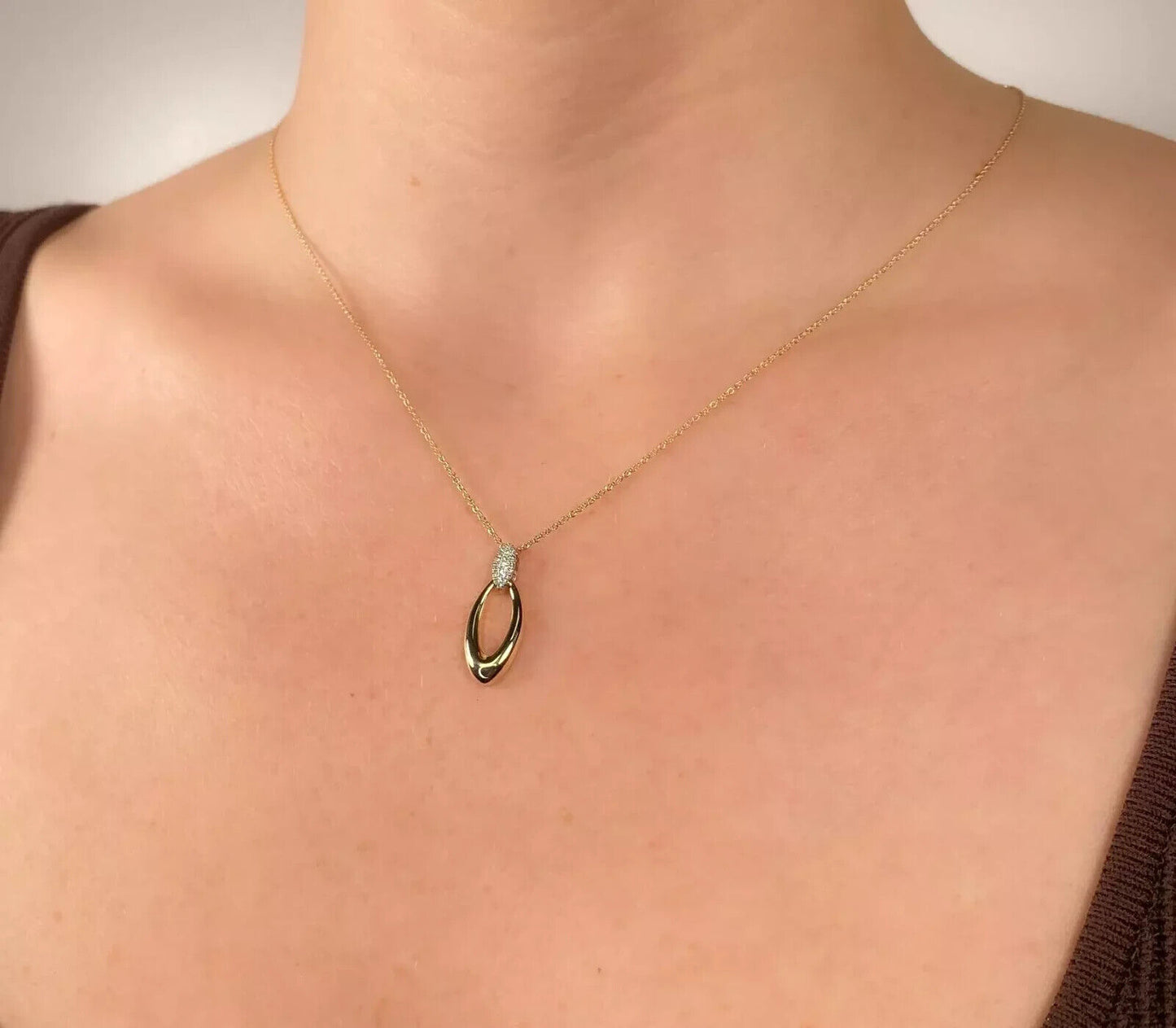 14K Gold Diamond Oval Necklace