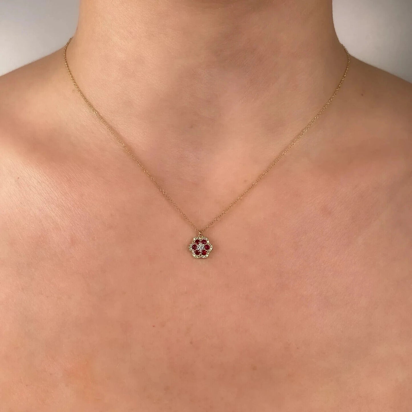 14K Gold Diamond Flower Necklace