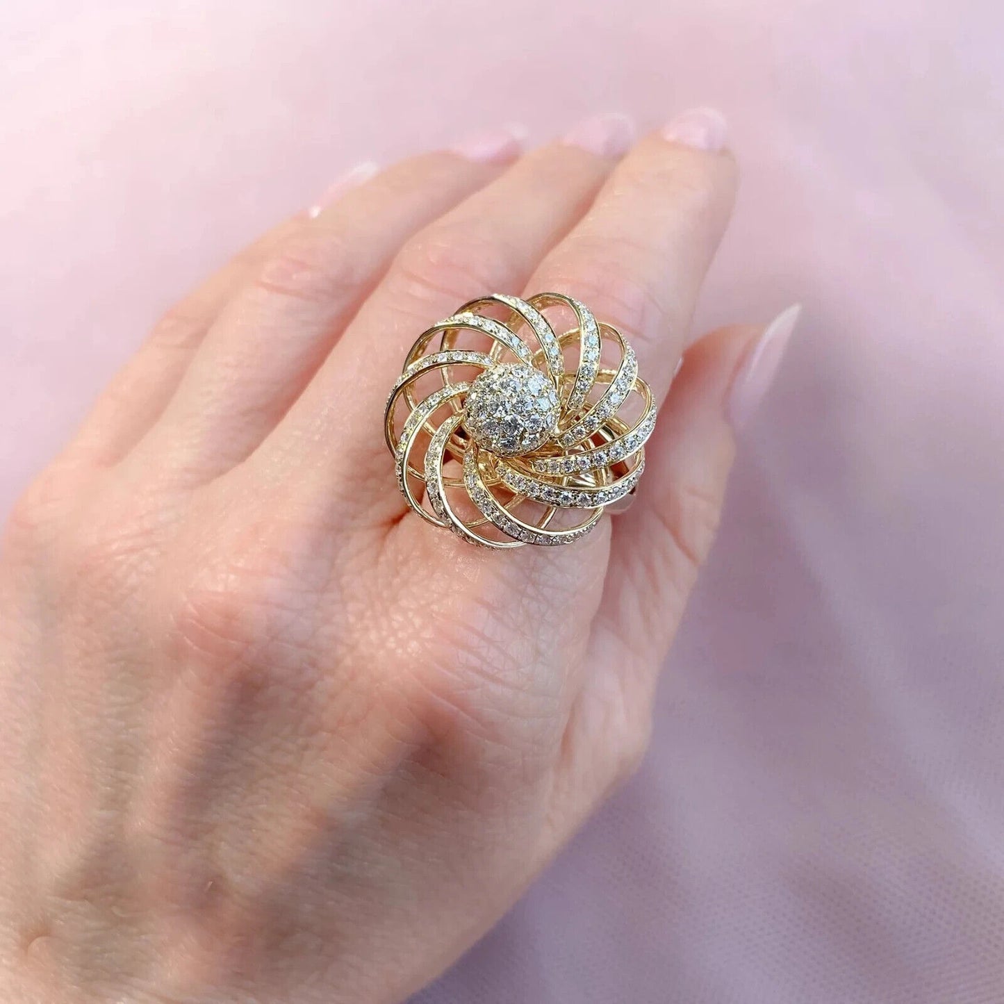 14K Gold Diamond Flower Ring