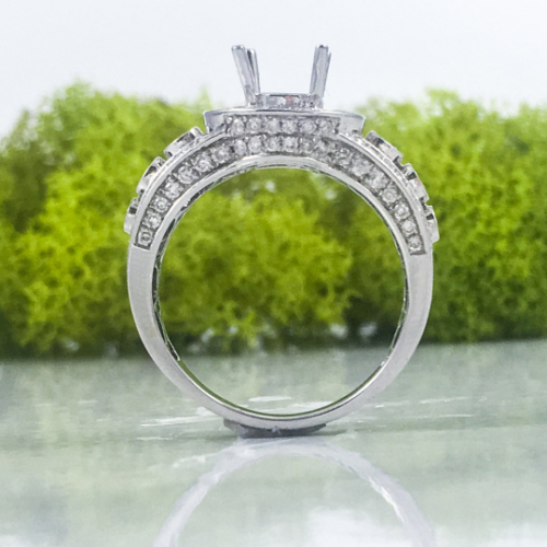 18K Gold 1.05 CT Semi-Mount Diamond Ring