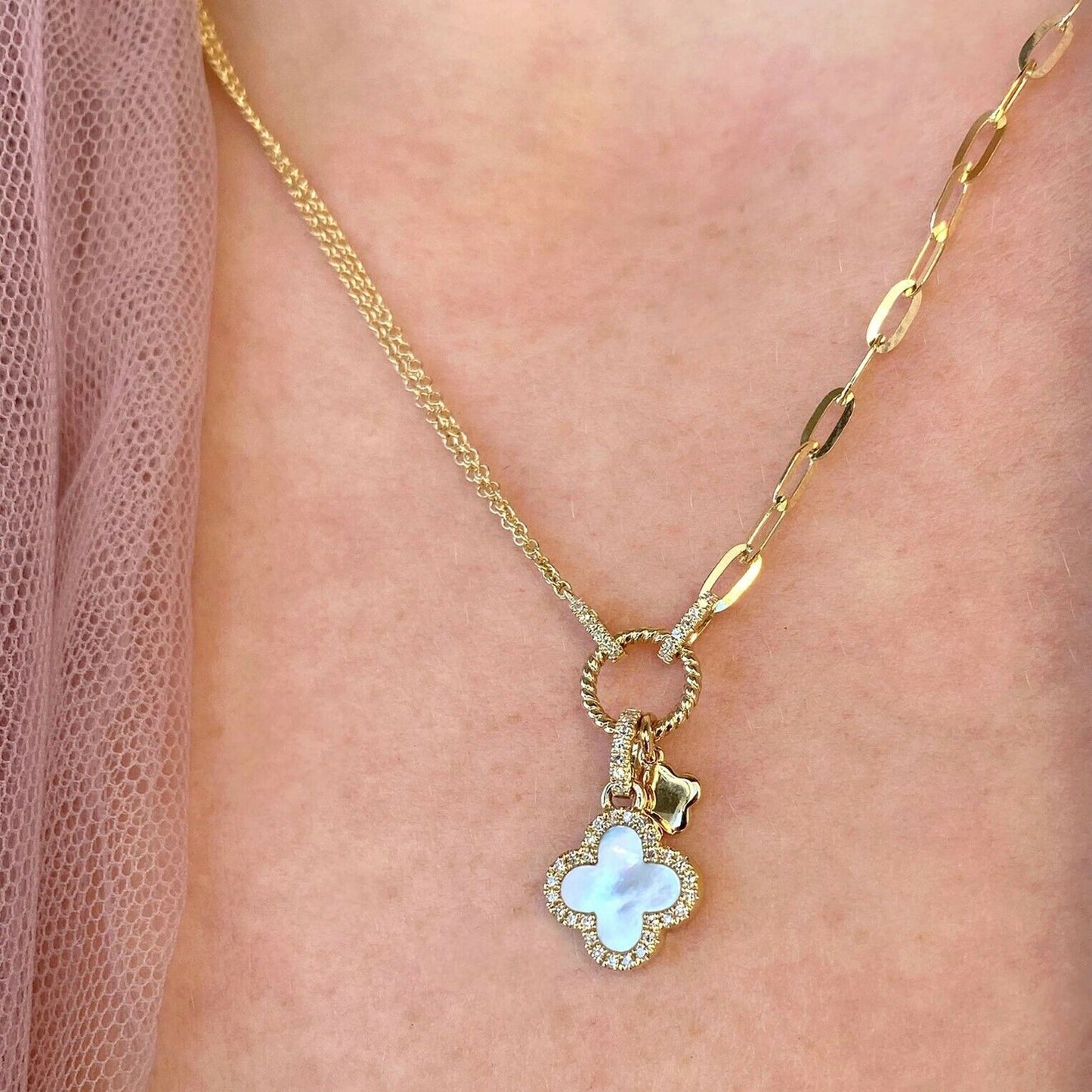 14K Gold 0.66 TCW Mother Of Pearl Diamond Clover Necklace Natural