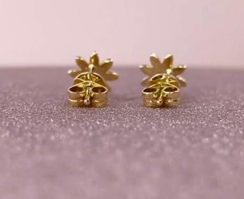 14k Gold 0.03 CT Diamond Daisy Flower Earrings Natural Bezel Studs