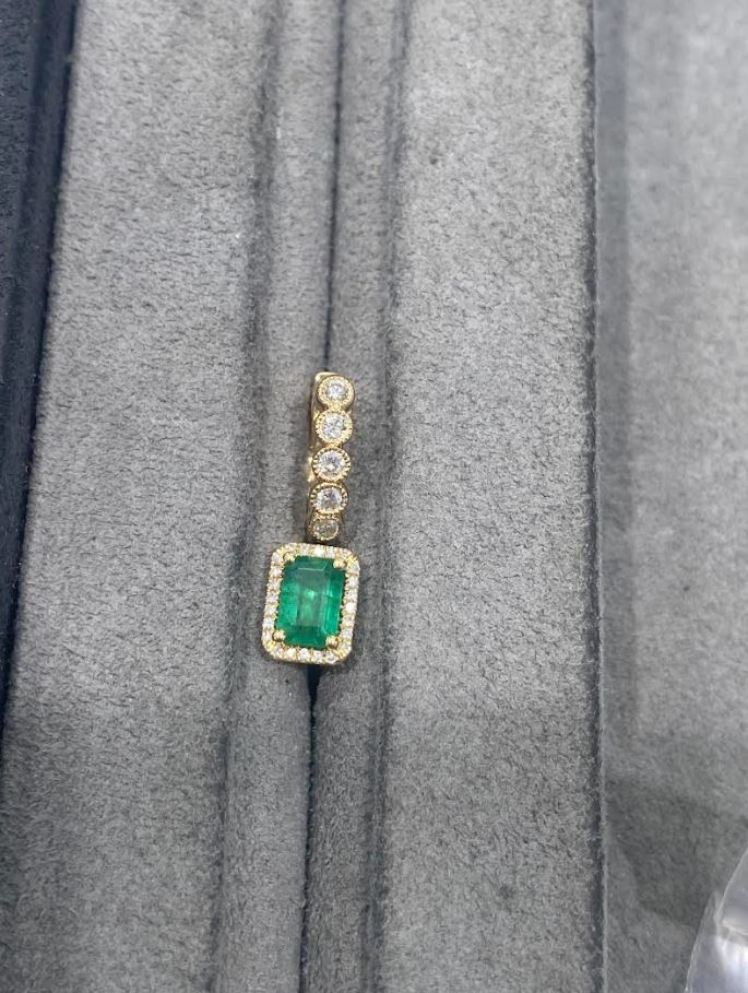 Custom made 14k yellow gold emerald diamond drop earrings 1.65 CTW