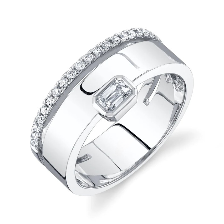 14K Gold Emerald-Cut Diamond Wedding Band Ring