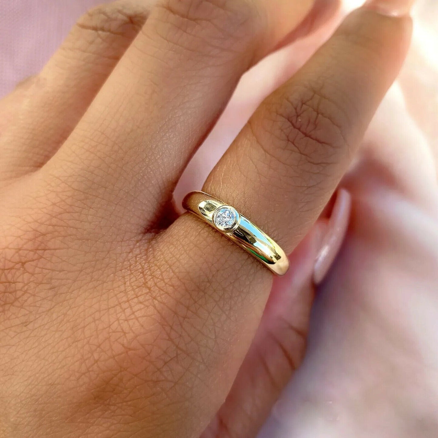 14K Gold 0.10 CT Bezel Set 1 Diamond Ring Band Round Cut Natural Fashion