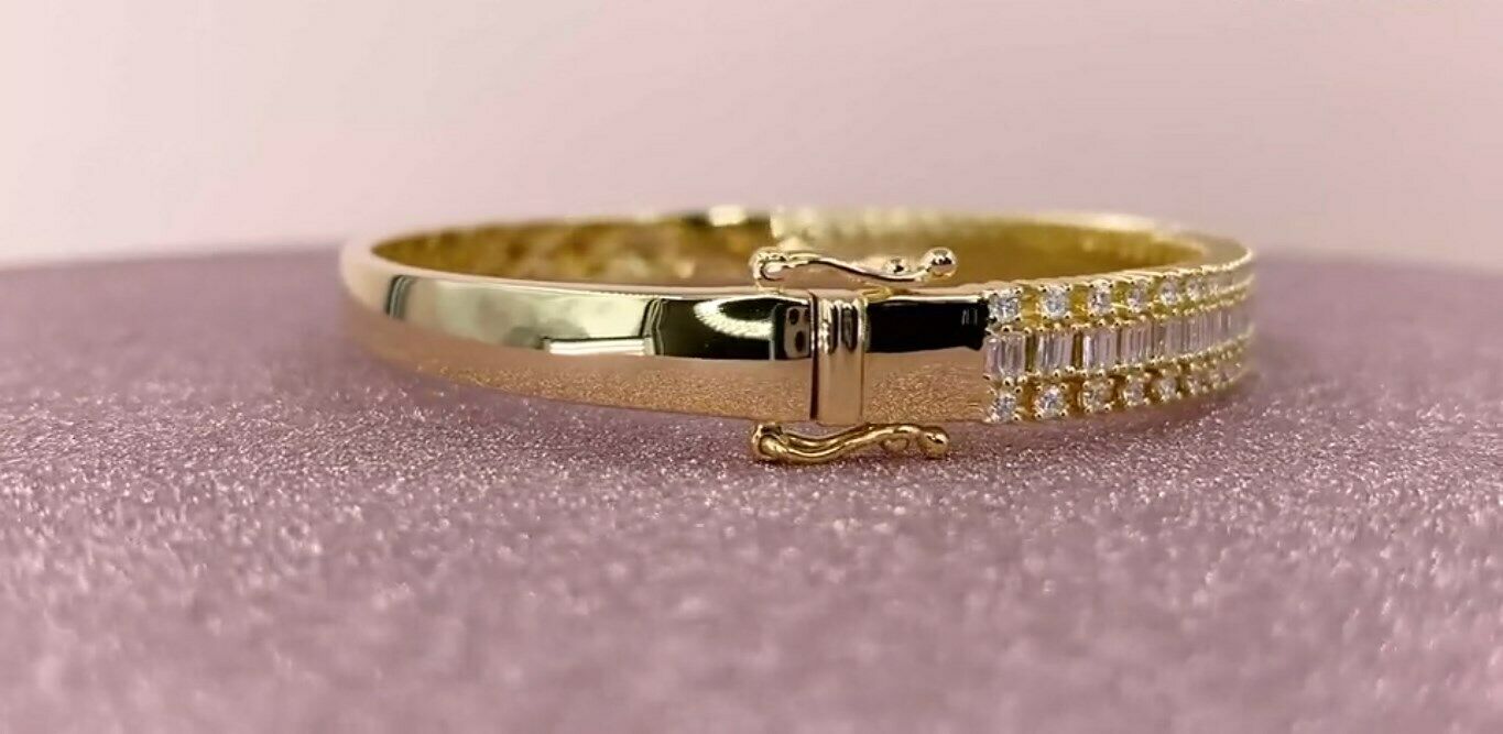 14K Gold 1.64 CT Baguette Diamond Bangle Natural Women's Bracelet