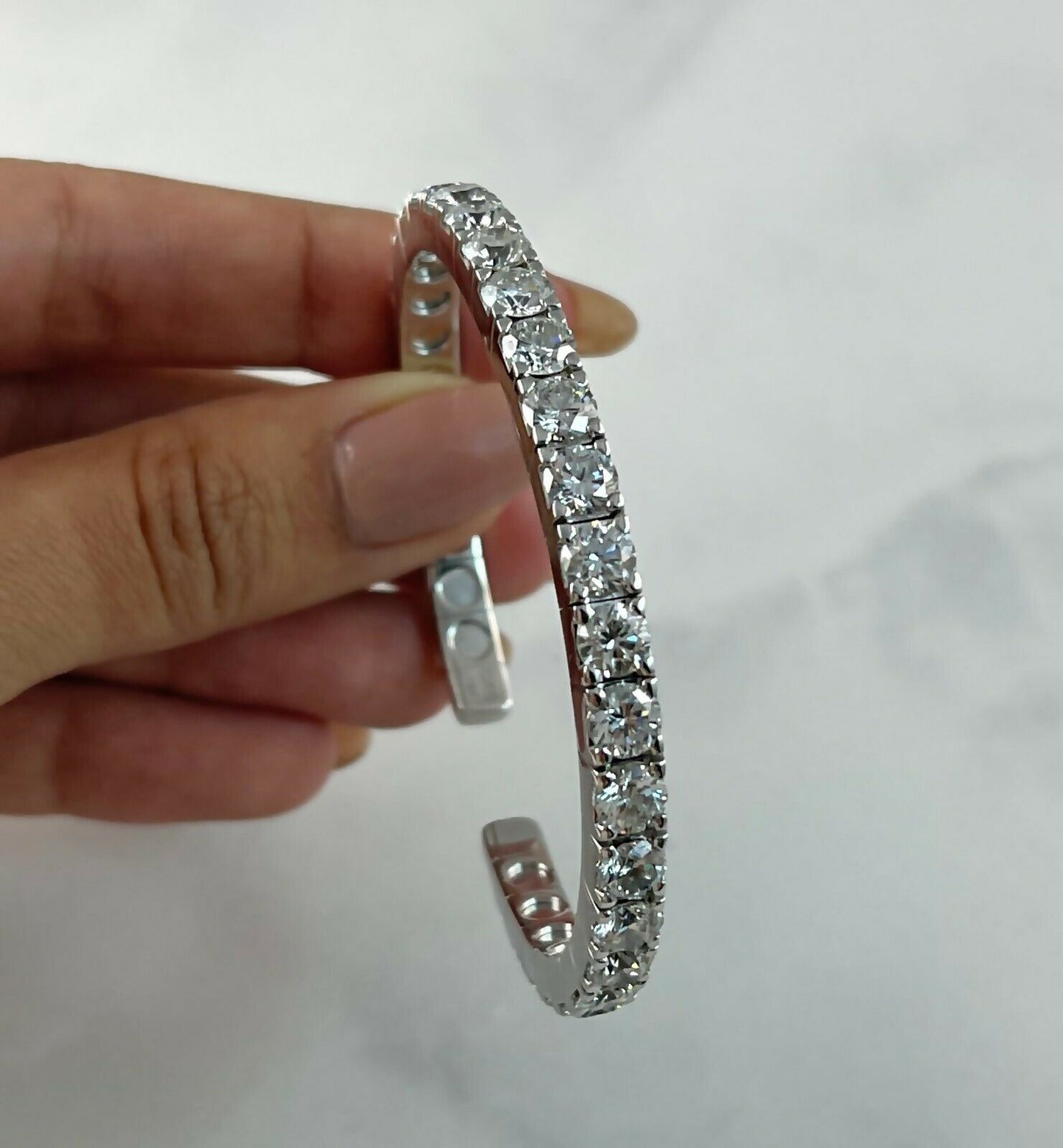 18K White Gold 16.52 CT Diamond Cuff Bangle Bracelet Flexible Valentines Day