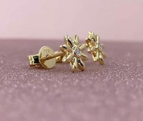14k Gold 0.03 CT Diamond Daisy Flower Earrings Natural Bezel Studs