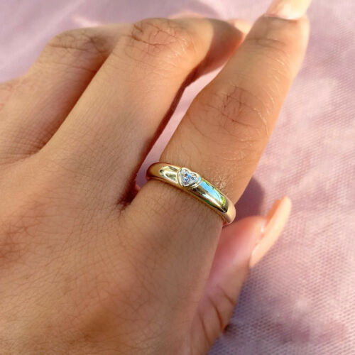 14K Gold 0.11CT Heart Diamond Band Ring Bezel Set Wedding Anniversary Love